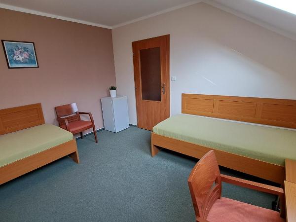 Penzion Aida Ostrava : photo 7 de la chambre chambre triple