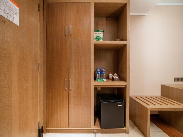 Guangzhou Boyi Hotel : photo 4 de la chambre chambre lits jumeaux deluxe