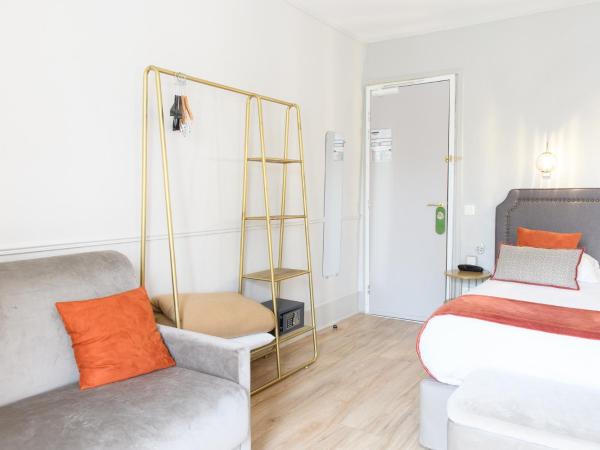 A l'Hôtel Des Roys : photo 4 de la chambre chambre quadruple supérieure