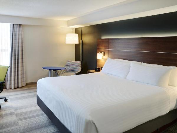 Holiday Inn Express Toronto Downtown, an IHG Hotel : photo 5 de la chambre chambre lit king-size standard