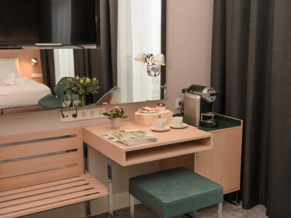 Amadi Panorama Hotel : photo 4 de la chambre suite junior avec vue