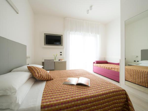 Hotel Pillon : photo 2 de la chambre chambre familiale supérieure