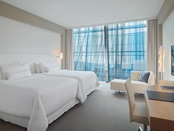 The Westin Hamburg : photo 2 de la chambre chambre 2 lits queen-size classique elbphilharmonie - vue sur atrium