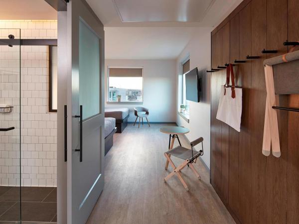 MOXY Denver Cherry Creek : photo 7 de la chambre chambre double deluxe - vue sur montagne