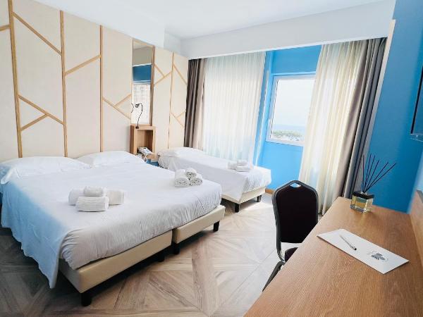 Catania Sea Palace Hotel : photo 5 de la chambre chambre triple supérieure