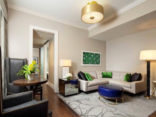 The St. Anthony, a Luxury Collection Hotel, San Antonio : photo 3 de la chambre suite junior avec 1 lit king-size