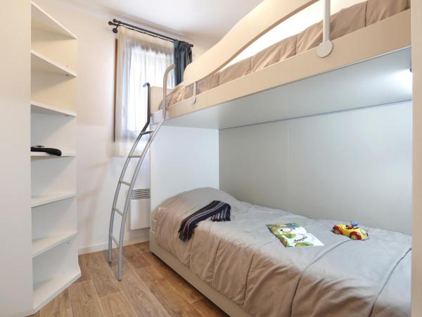 Vacancéole - Au Coeur des Ours : photo 7 de la chambre appartement 2 chambres (6 adultes)