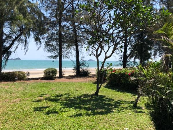 Seapine Beach Golf and Resort Hua Hin : photo 2 de la chambre villa avec piscine privée