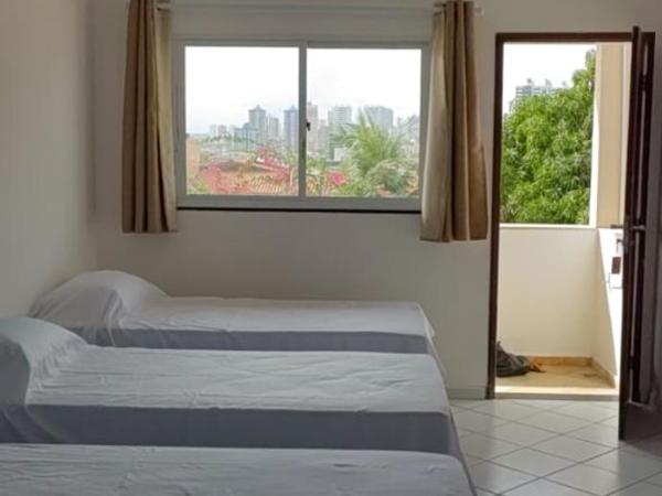 Pousada Ponta Negra : photo 4 de la chambre chambre triple confort avec douche