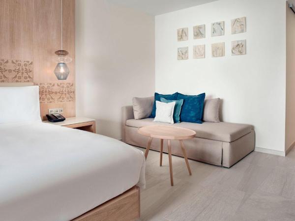 JW Marriott Cancun Resort & Spa : photo 2 de la chambre chambre lit king-size de luxe avec balcon - vue sur océan