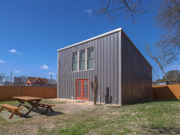 Gorgeous Guesthouse Near Amazing Downtown : photo 1 de la chambre appartement 1 chambre