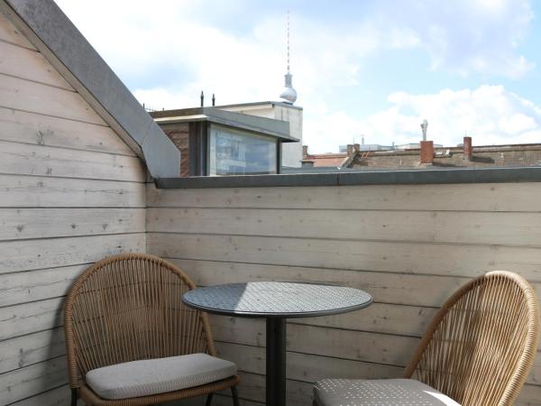 Schoenhouse City Street : photo 3 de la chambre suite 2 chambres avec balcon