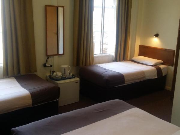 Arriva Hotel : photo 3 de la chambre chambre quadruple