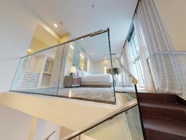 Eden Roc Miami Beach : photo 4 de la chambre loft lit king-size en duplex - vue sur océan