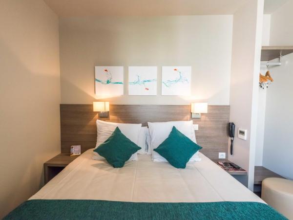 Kyriad Annemasse - Geneve : photo 1 de la chambre hébergement standard avec 1 lit double