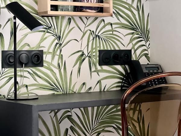 Logis Hotel du Maine : photo 6 de la chambre chambre double supérieure