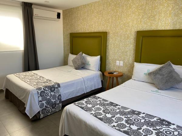 Hotel Suites Regina : photo 10 de la chambre chambre lits jumeaux premium