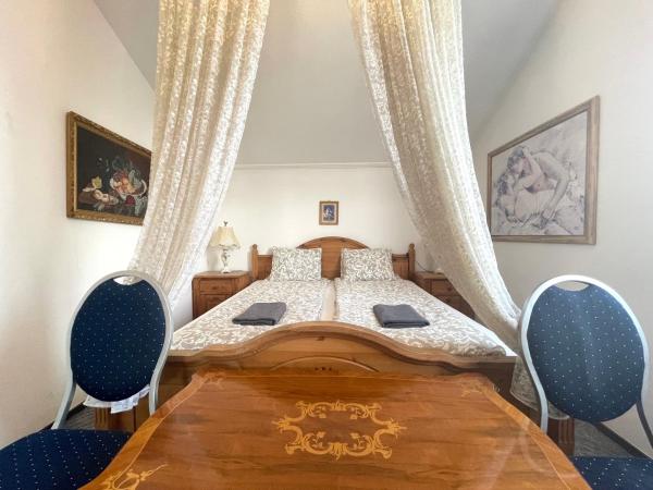 Luxi Romantik Apartments : photo 1 de la chambre appartement avec douche