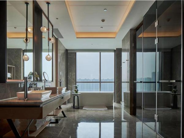 InterContinental Hangzhou Liangzhu, an IHG Hotel : photo 5 de la chambre suite lit king-size 1 chambre avec cuisine