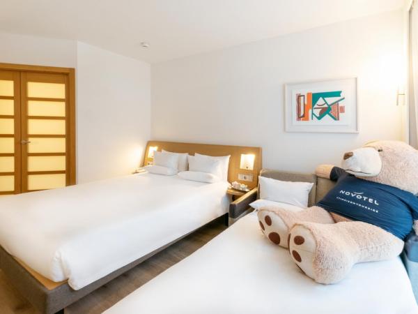 Novotel Barcelona City : photo 2 de la chambre chambre familiale 