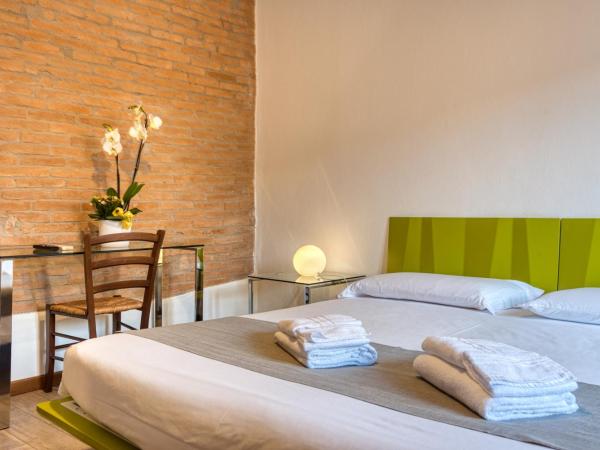 Palazzo Rivola : photo 1 de la chambre chambre double ou lits jumeaux avec salle de bains privative externe