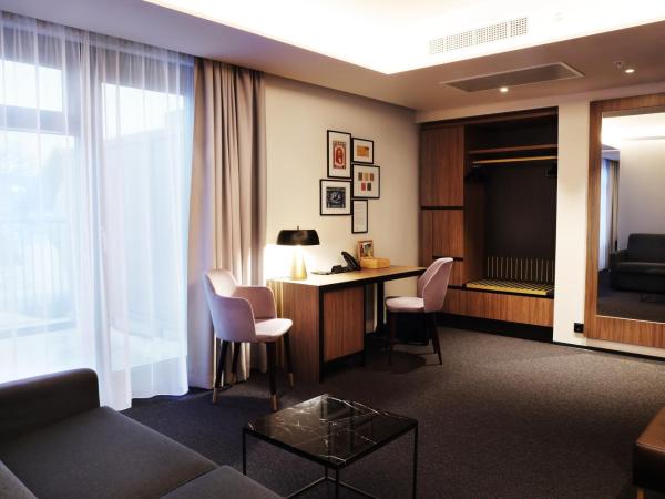 Hótel Reykjavík Saga : photo 4 de la chambre suite junior