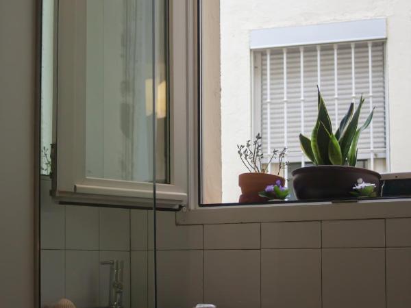 Hostal Santa Ana Colors : photo 6 de la chambre chambre simple