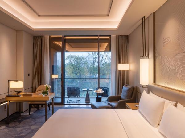 Gran Melia Chengdu : photo 3 de la chambre premium room with balcony garden view