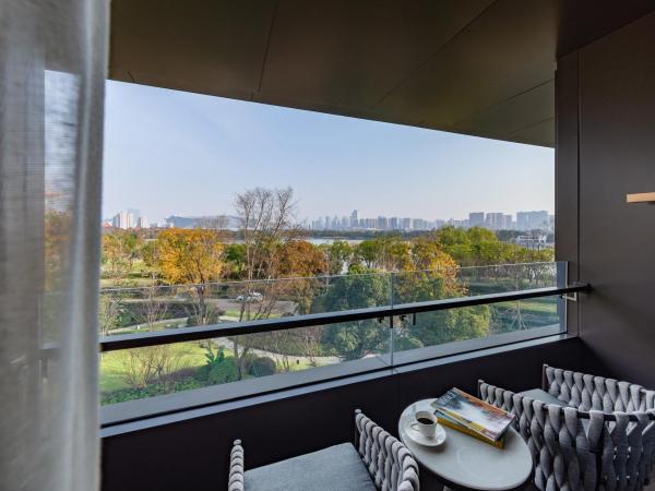 Gran Melia Chengdu : photo 3 de la chambre red level room with balcony