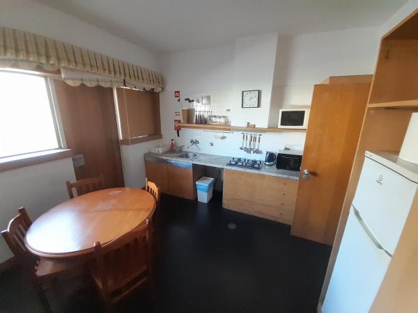 HI Viana do Castelo - Pousada de Juventude : photo 6 de la chambre appartement