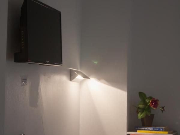 Hostal Santa Ana Colors : photo 5 de la chambre chambre double standard