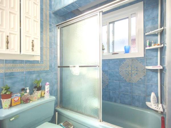 Freeda's Place : photo 5 de la chambre chambre lit queen-size - vue sur jardin