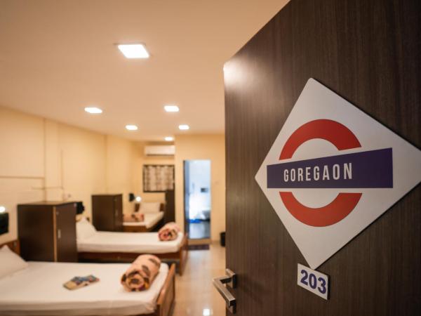 Zostel Mumbai : photo 2 de la chambre lit simple dans dortoir de 4 lits