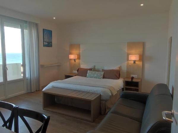 Hotel Uhainak : photo 6 de la chambre chambre double deluxe avec balcon - vue sur mer