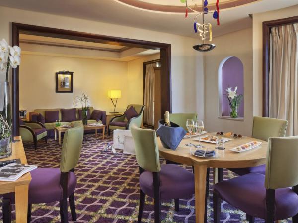 Mgallery Le Diwan Rabat : photo 4 de la chambre suite deluxe avec lit king-size