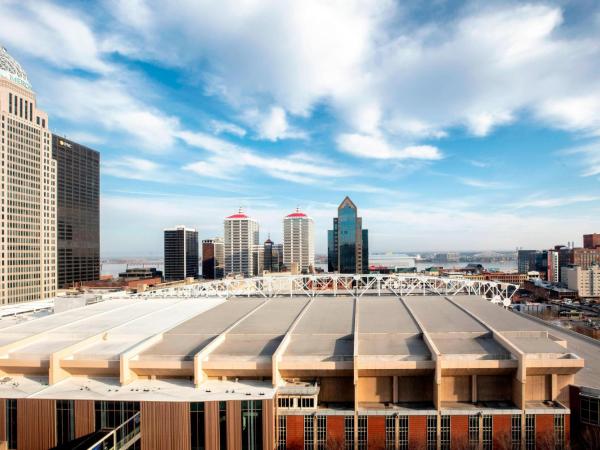 Louisville Marriott Downtown : photo 7 de la chambre chambre lit king-size ou double - Étage concierge