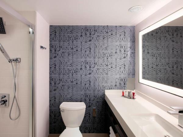 Louisville Marriott Downtown : photo 3 de la chambre chambre lit king-size