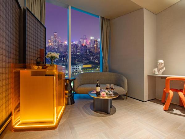 The Clouds Apartment : photo 5 de la chambre chambre double supérieure