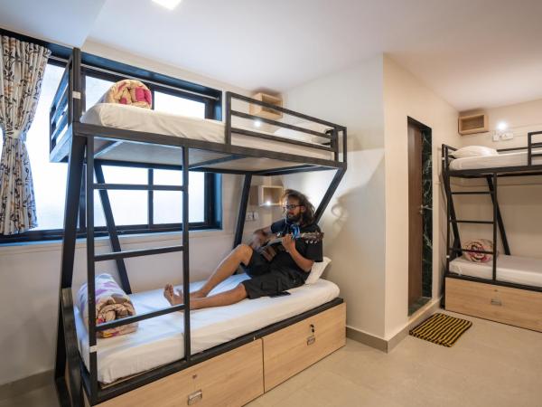 Zostel Mumbai : photo 3 de la chambre lit dans dortoir mixte de 8 lits