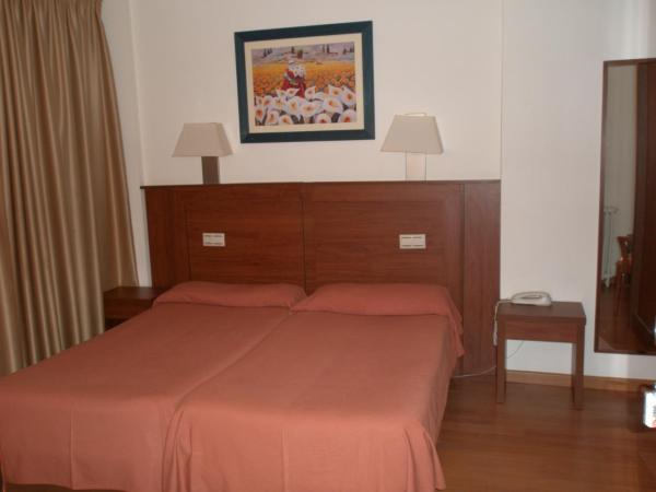 Hotel Mayna : photo 2 de la chambre chambre double