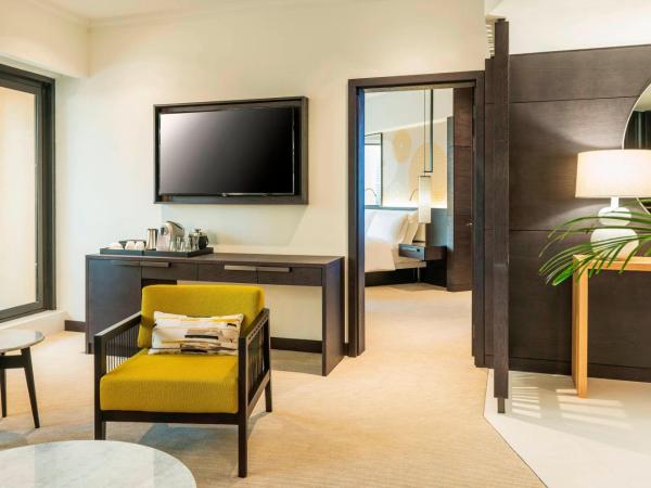 Le Royal Meridien Beach Resort & Spa Dubai : photo 5 de la chambre suite super deluxe, 1 lit king-size - transferts aéroport