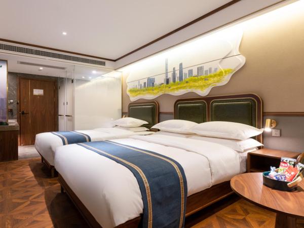 Time Traveller Boutique Hotel - Near Beijing CBD, CCTV, China Zun, SKP and Sanlitun, Tian'anmen Square, Forbidden City, Free daily necessities, Free night snack, Free laundry, English communication well, Free travel advice , Free gymnastic, : photo 3 de la chambre chambre familiale