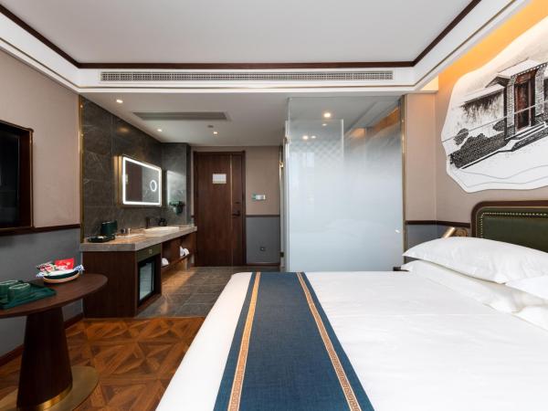 Time Traveller Boutique Hotel - Near Beijing National Stadium , Olympic Forest Park , National Convention Centre, Chinese Academy of Sciences, Beishatan subway station, Free laundryTourism consultation : photo 1 de la chambre chambre double