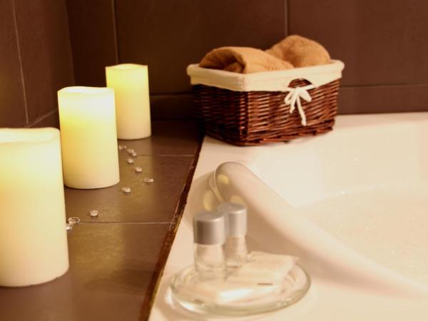Budapest Ville Bed & Breakfast : photo 9 de la chambre chambre double deluxe avec baignoire