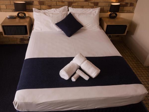 Lancaster Court Motel : photo 3 de la chambre chambre double standard