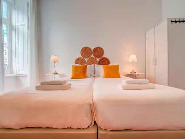 Chalet D´Ávila Guest House : photo 7 de la chambre chambre double ou lits jumeaux standard avec salle de bains commune