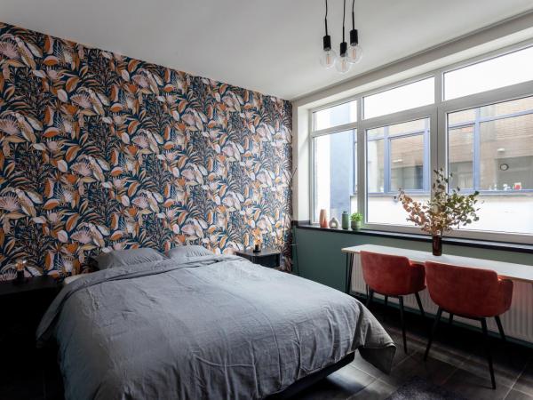 Hey - Aparthotel Brussels : photo 7 de la chambre studio lit king-size avec canapé-lit