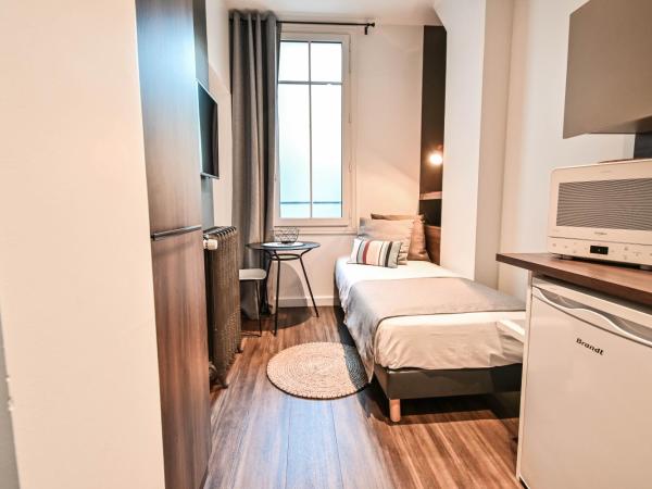 Les cles du 27 Paris : photo 8 de la chambre petit studio (1 adulte)