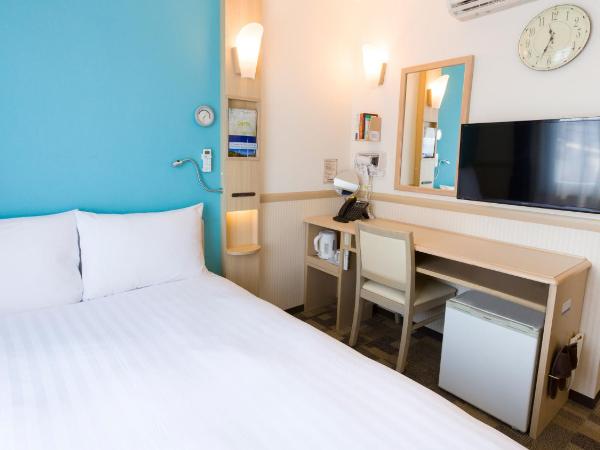 Toyoko Inn Tokyo Haneda Airport No.1 : photo 4 de la chambre chambre double - fumeurs