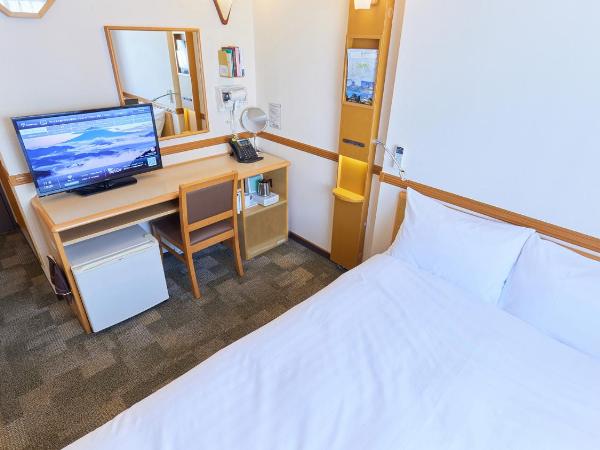 Toyoko Inn Tokyo Nihombashi Ningyocho : photo 3 de la chambre chambre double - fumeurs